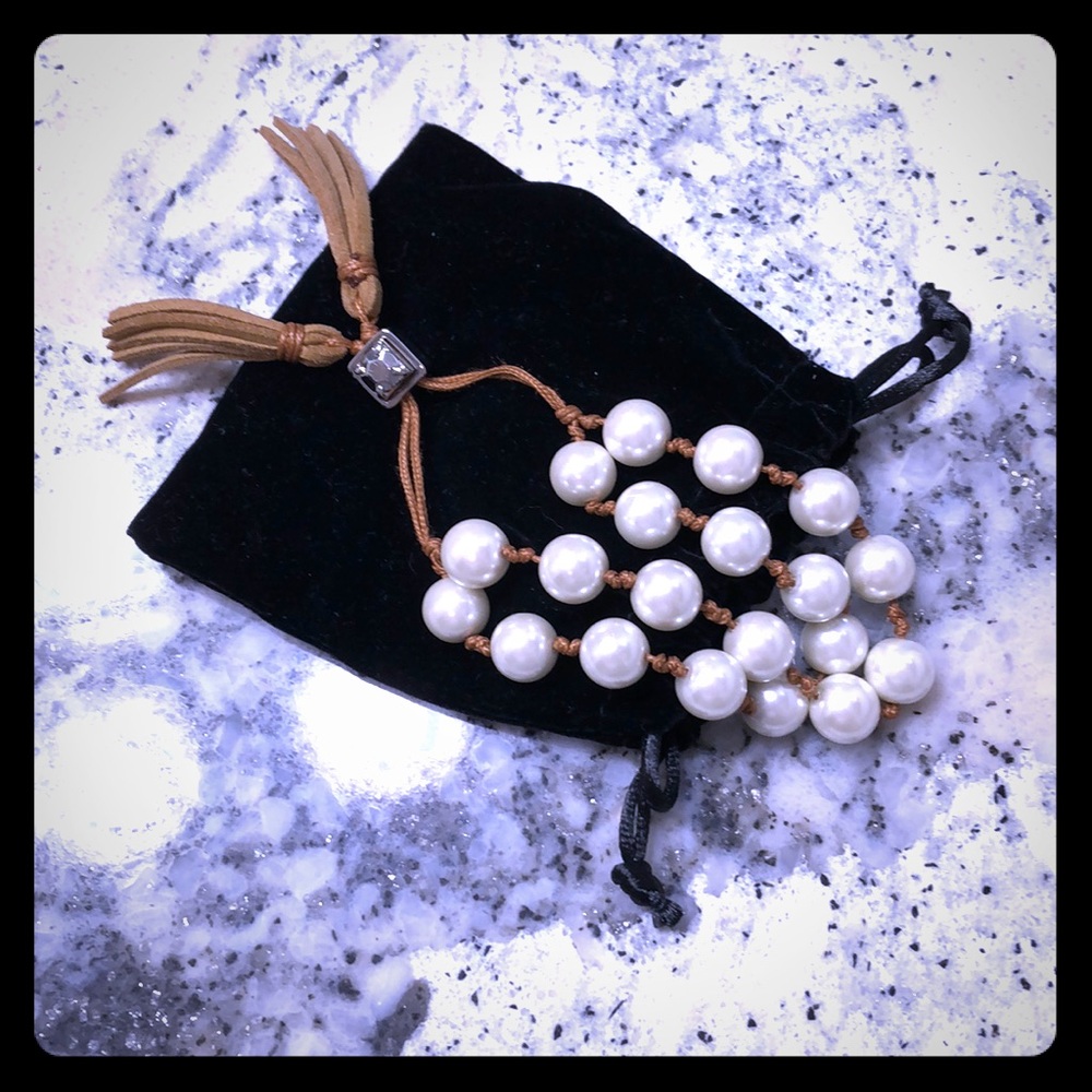 Giant pearl adjustable bracelets